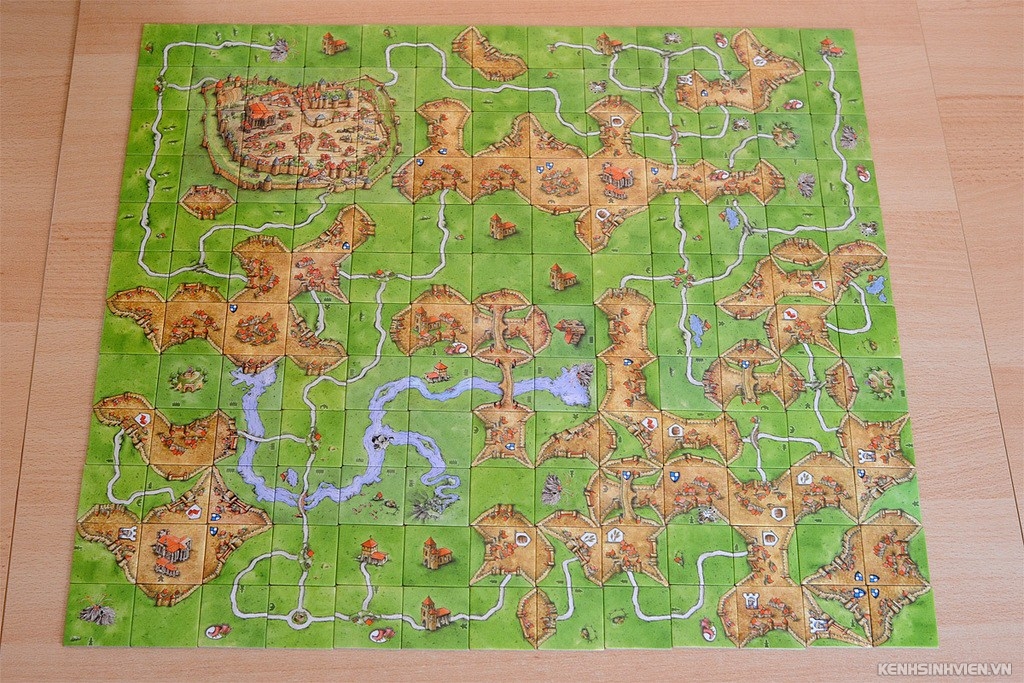 carcassonne-board-game-da-nang-2.jpg